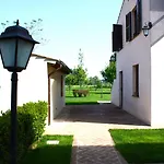 Residenza Porta Guelfa منزل ريفي بيفانيا