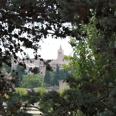 珀塔古尔法酒店 * 贝瓦尼亚